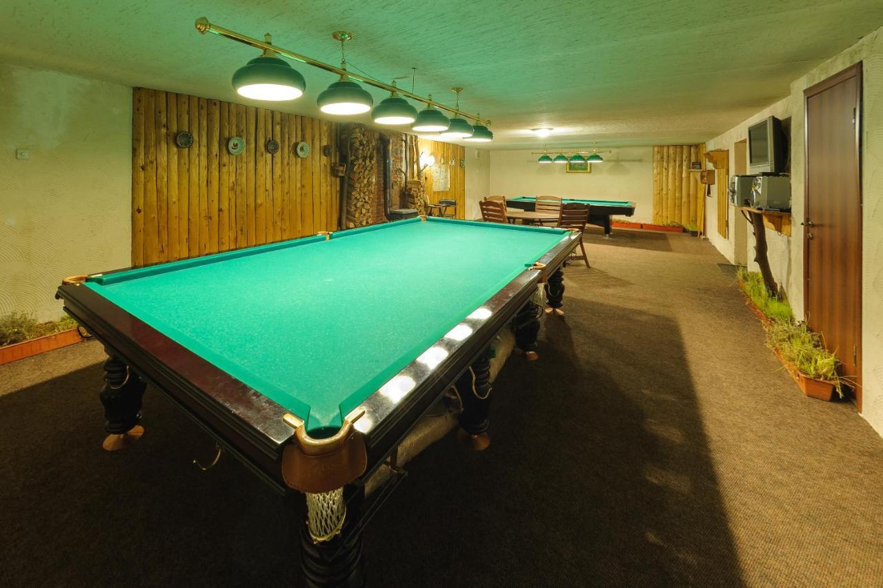 Korunka Hotel Tatariv Buitenkant foto